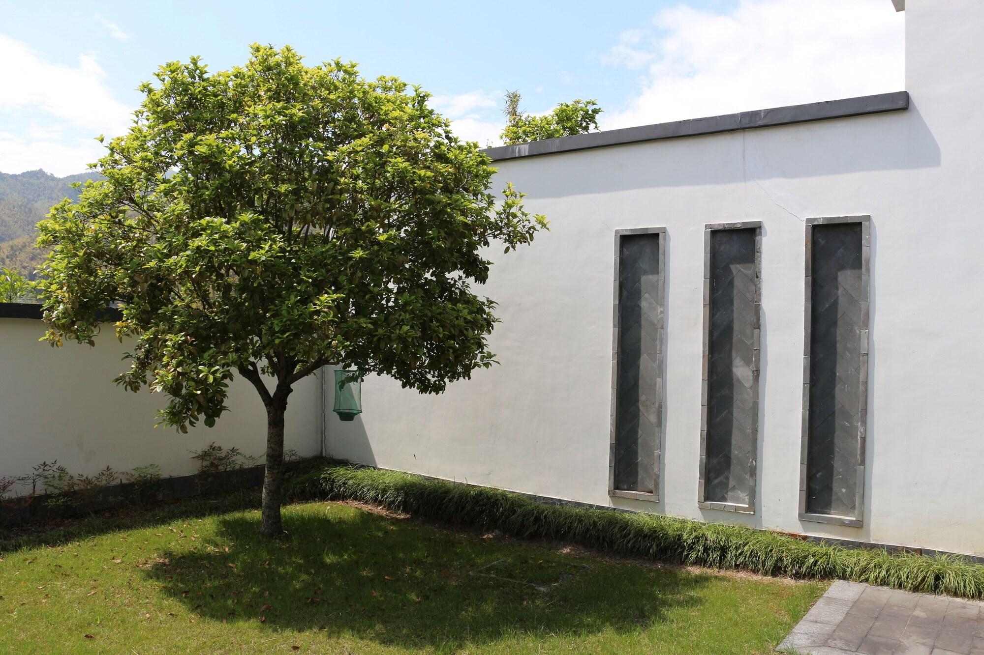Banyan Tree Hotel Huangshan-The Ancient Charm Of Huizhou, A Paradise Экстерьер фото