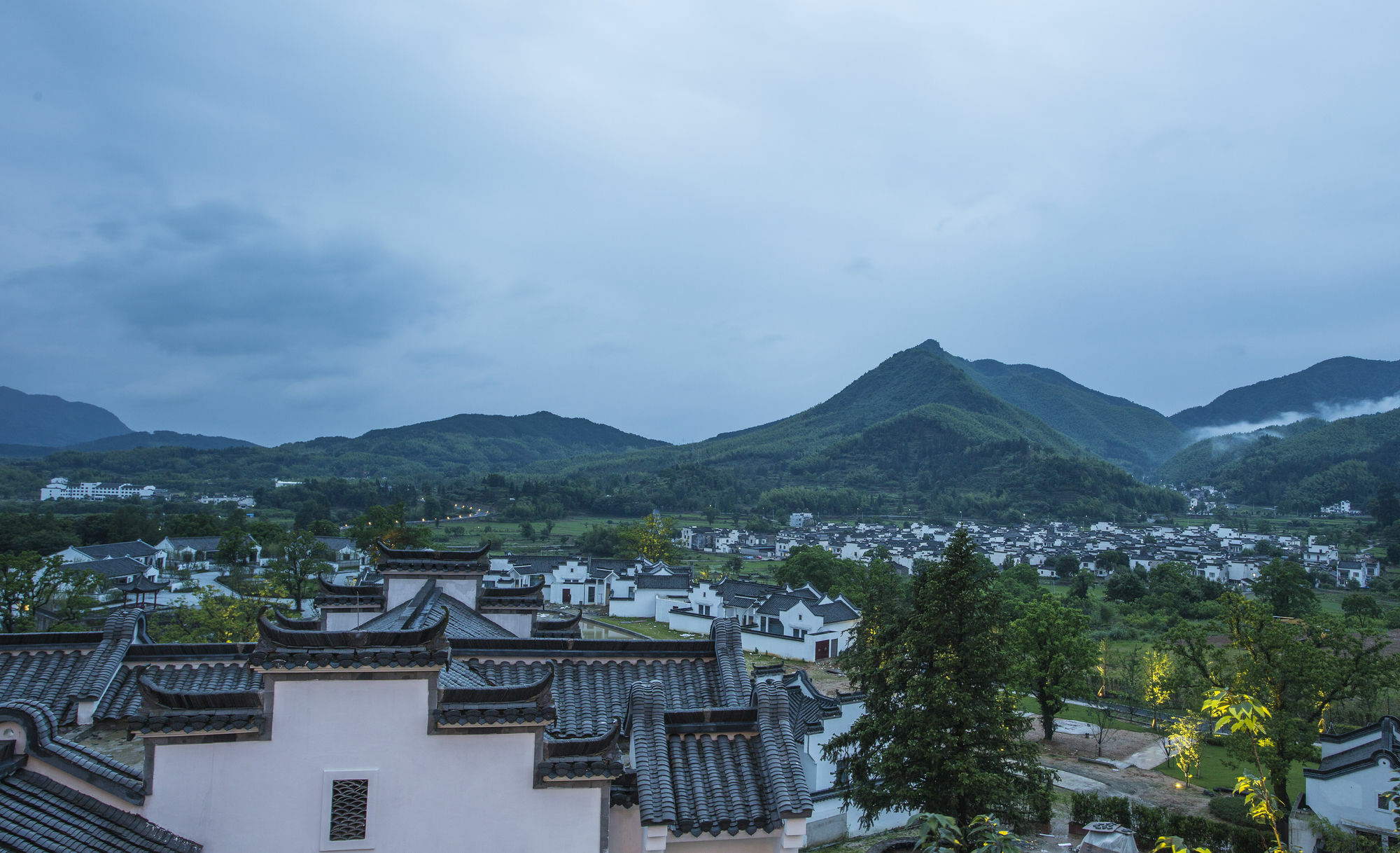 Banyan Tree Hotel Huangshan-The Ancient Charm Of Huizhou, A Paradise Экстерьер фото